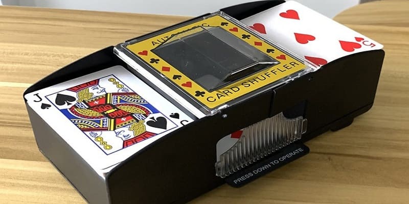 Ưu điểm của máy đánh bài Liêng